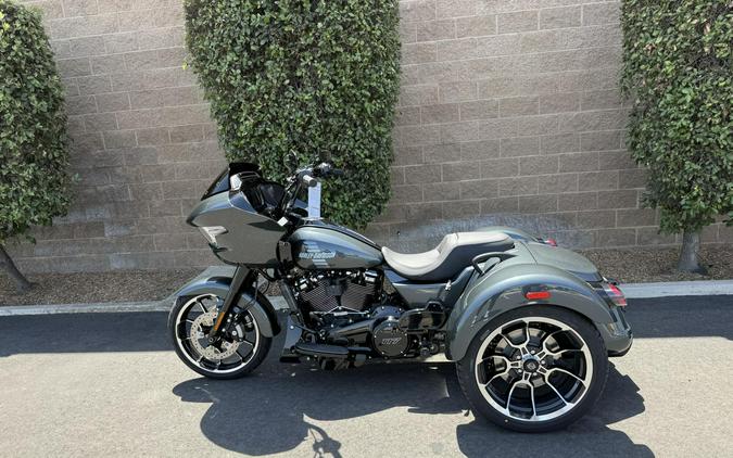 FLTRT 2026 Road Glide 3
