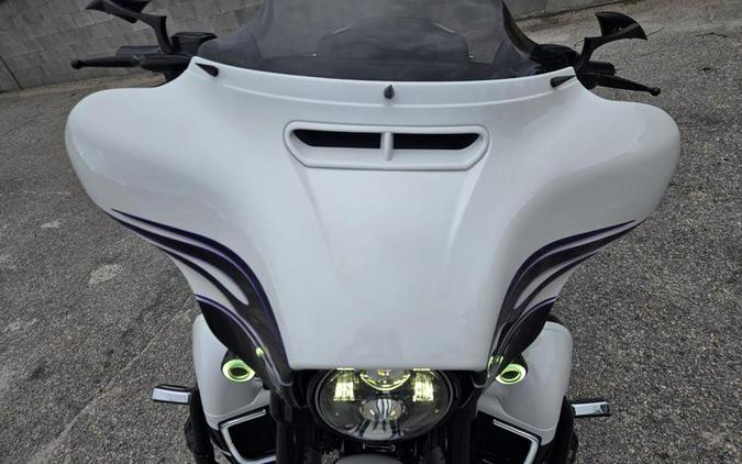 2016 Harley-Davidson® FLHXSE - CVO™ Street Glide®