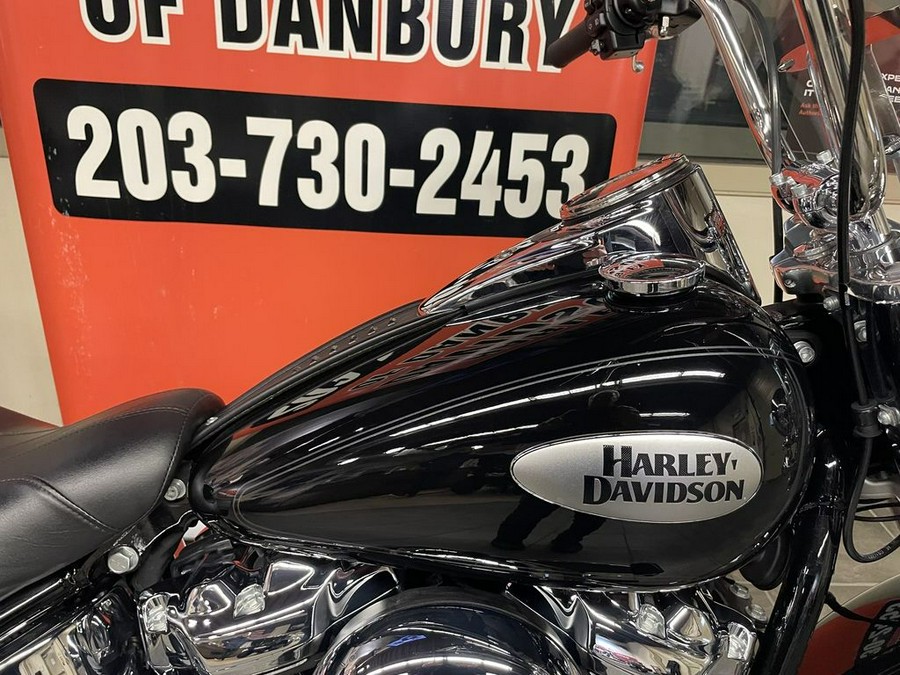 2021 Harley-Davidson® FLHC - Heritage Classic