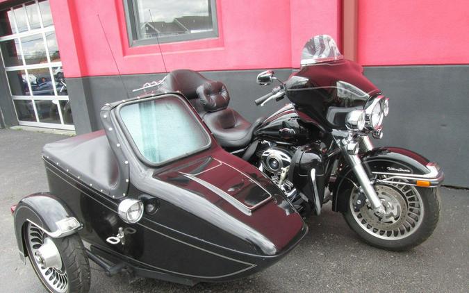 2011 Harley-Davidson® FLHTCU - Ultra Classic® Electra Glide®