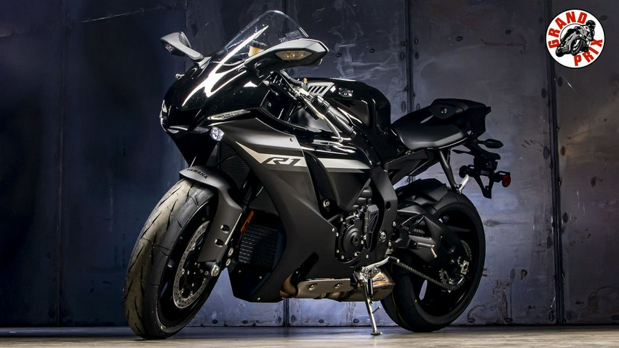 2024 Yamaha YZF-R1