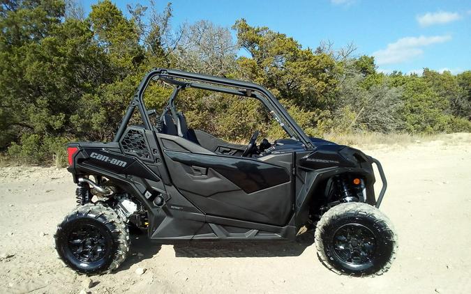 2025 Can-Am Maverick Trail DPS 1000