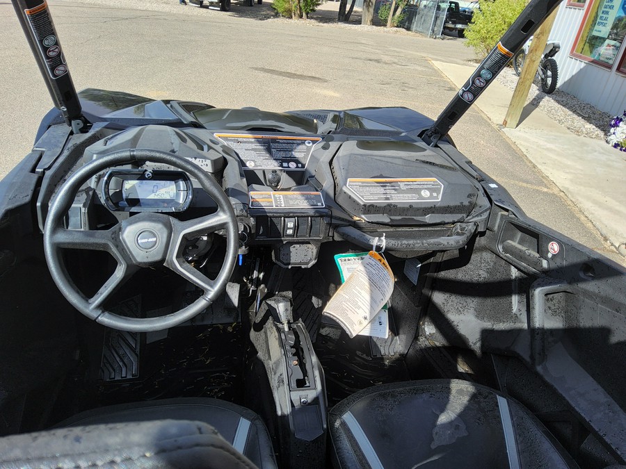 2025 Can-Am Maverick Sport MAX DPS 1000R Triple Black - BU0263