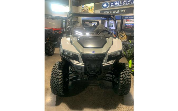 2024 Polaris Industries GENERAL 1000 SPORT