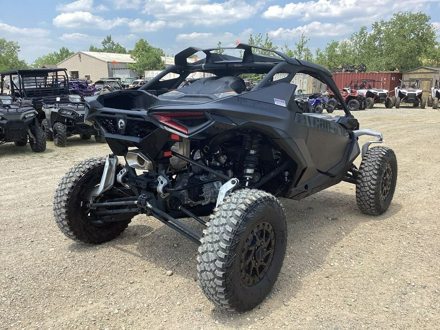 2024 Can-Am™ Maverick R X rs