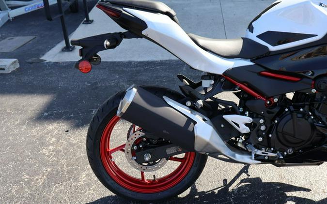 2026 Kawasaki Z500 SE ABS