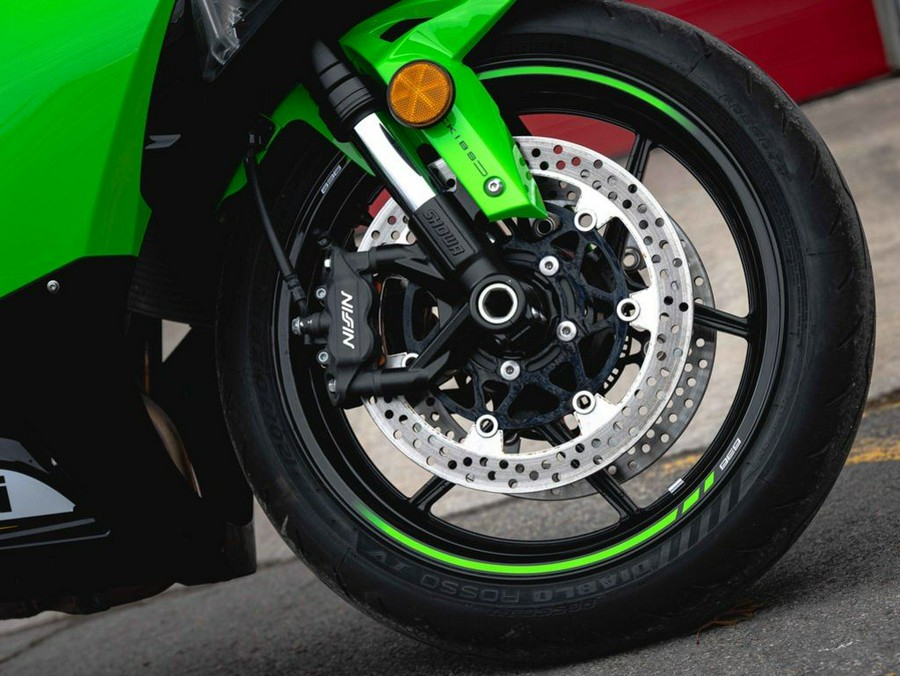 2025 Kawasaki Ninja® ZX™-6R ABS KRT Edition