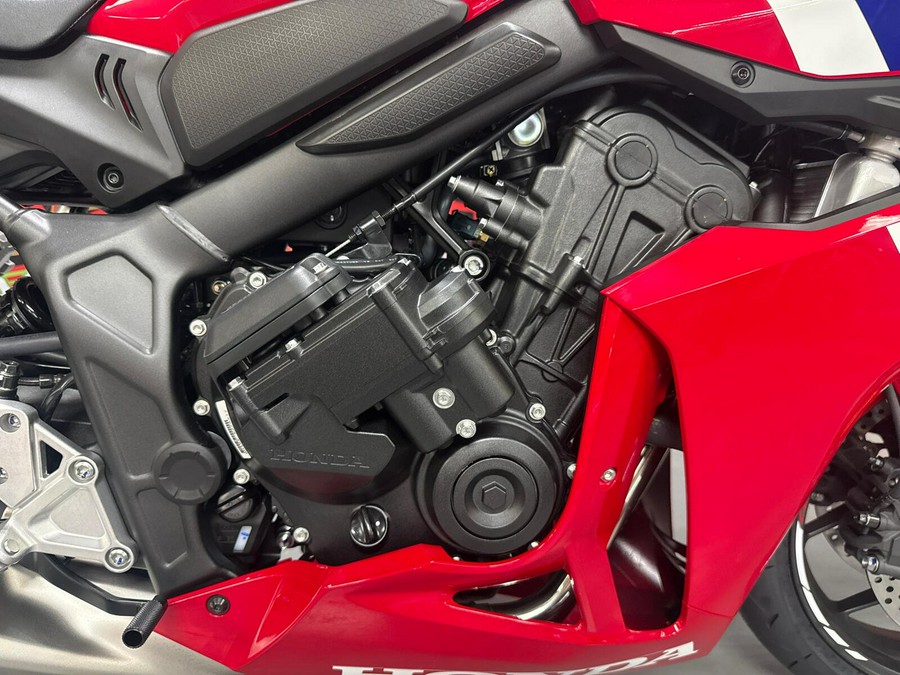2026 Honda CBR650R E-CLUTCH