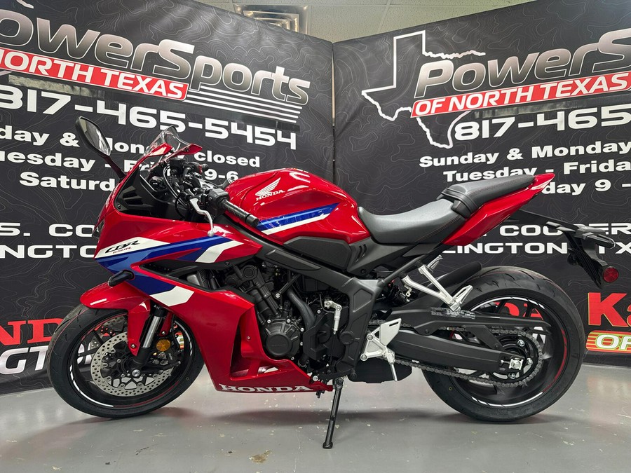 2026 Honda CBR650R E-CLUTCH