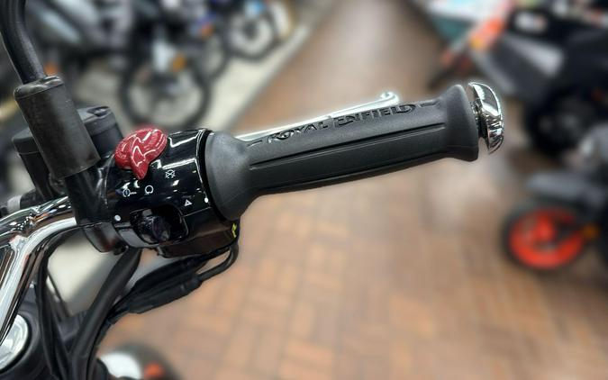 2025 Royal Enfield INT BEAR 650