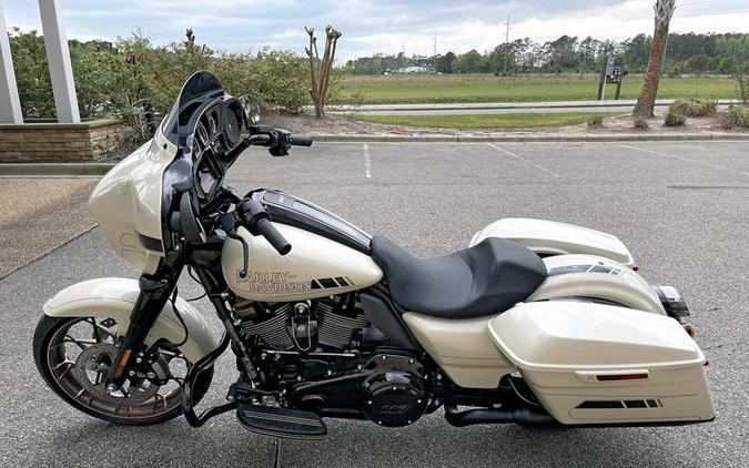 2023 Harley-Davidson® FLHXST - Street Glide® ST