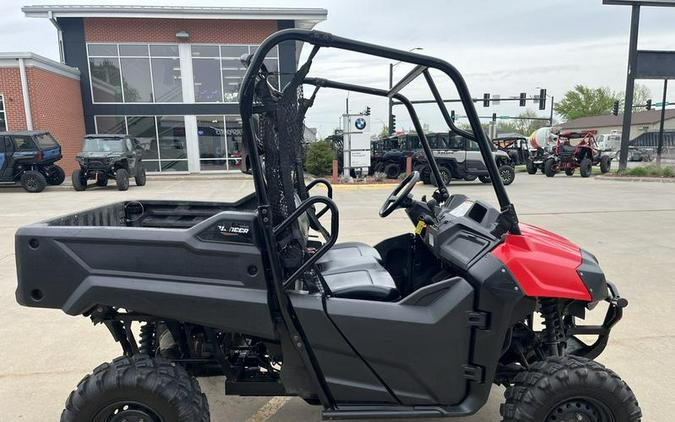 2017 Honda® Pioneer 700