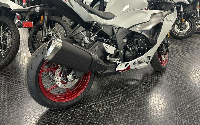 2025 Kawasaki Ninja® ZX™-6R ABS