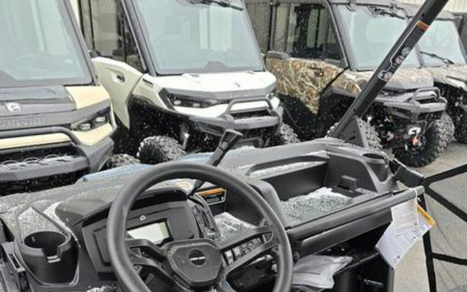 2026 Can-Am® Defender XT HD9