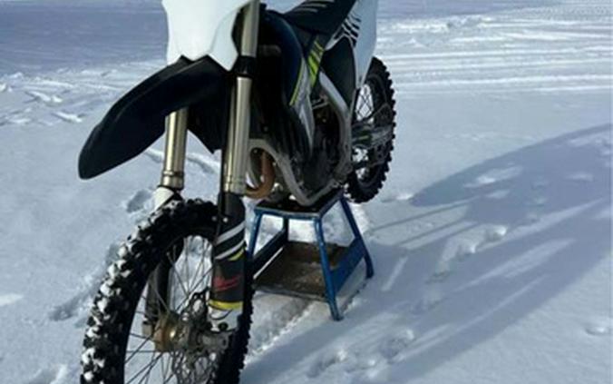 2024 Triumph TF 250-X RacingYellowBlackWhite