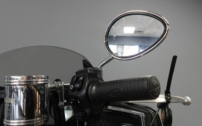 2023 Indian Motorcycle Chieftain Black Metallic