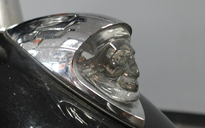 2023 Indian Motorcycle Chieftain Black Metallic