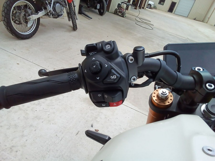 2026 Yamaha XSR 900