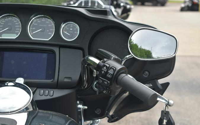 2025 Harley-Davidson® Tri Glide® Ultra