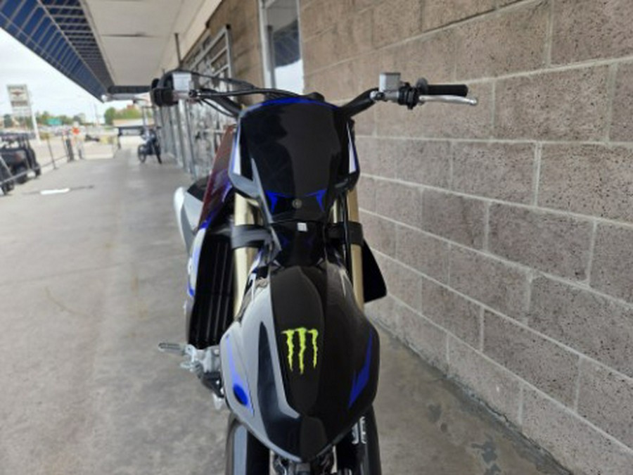 2027 Yamaha YZ450F Monster Energy Edition