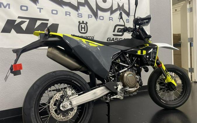 2024 Husqvarna® 701 Supermoto