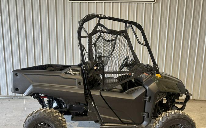 2026 Honda Pioneer 700 Deluxe