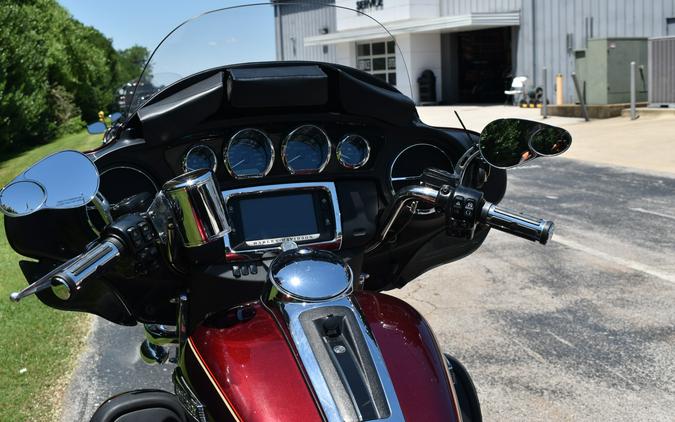 2014 Harley-Davidson® Tri Glide® Ultra