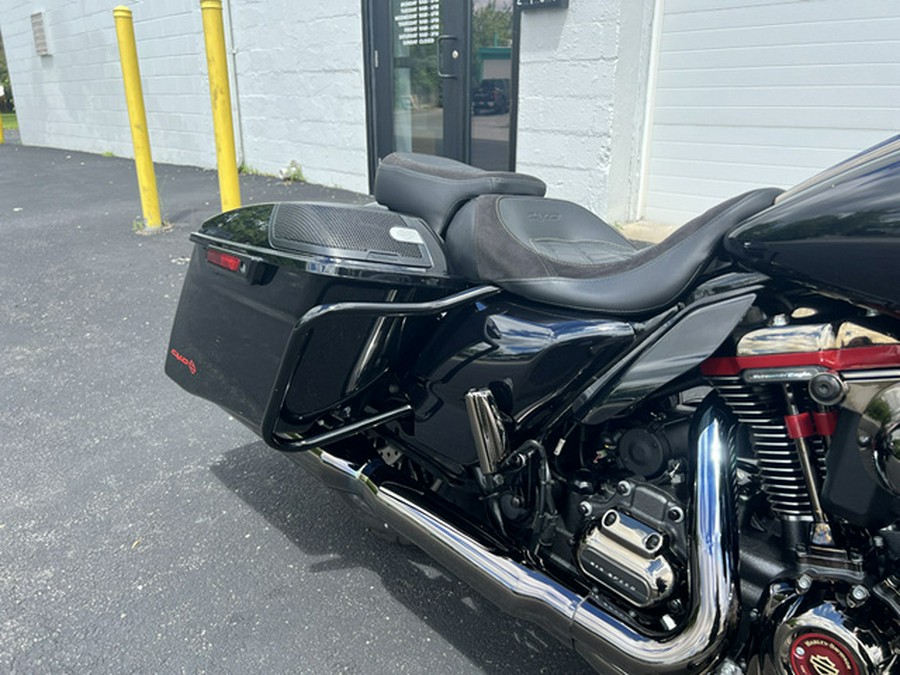 2022 Harley-Davidson Street Glide CVO FLHXSE