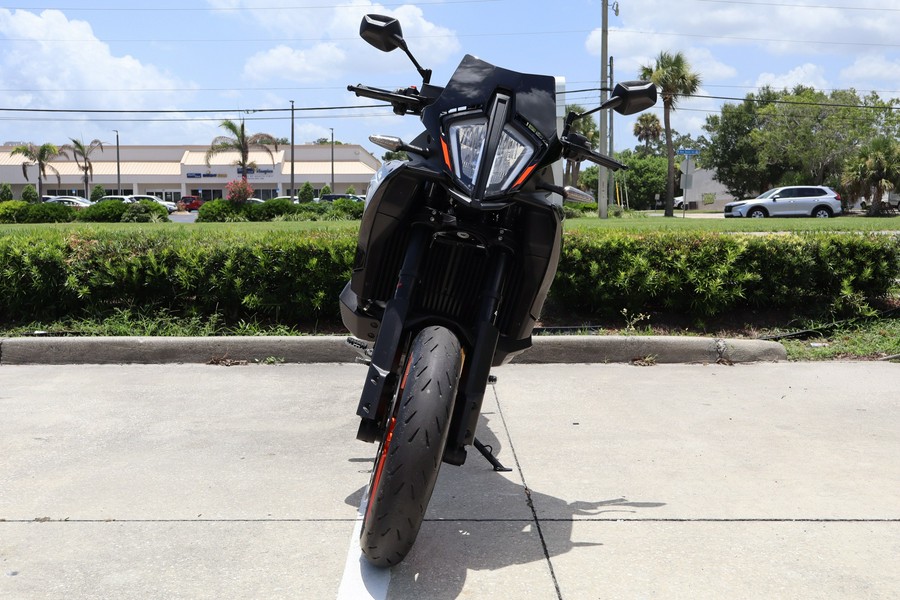 2024 KTM 890 SMT