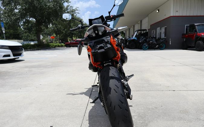 2024 KTM 890 SMT