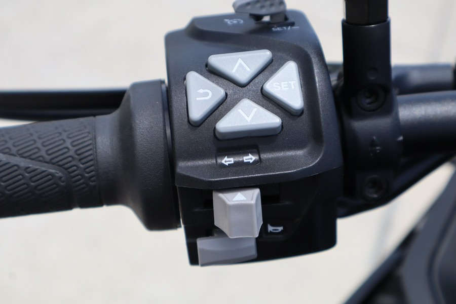2024 KTM 890 SMT