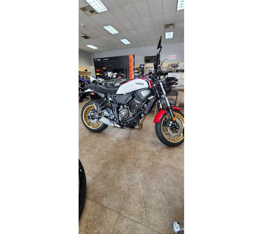 2021 Yamaha XSR700