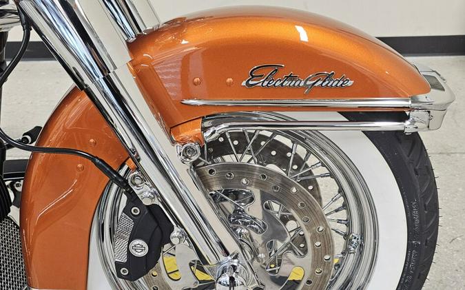 2023 Harley-Davidson®Heritage Classic HI-FI Orange/Birch White