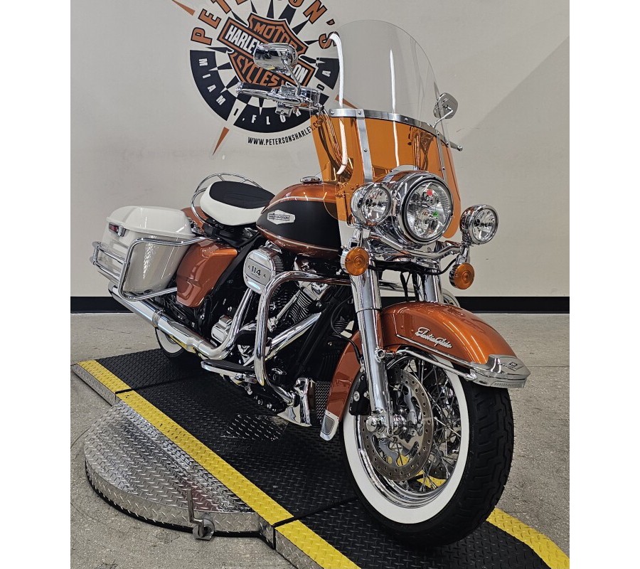 2023 Harley-Davidson®Heritage Classic HI-FI Orange/Birch White