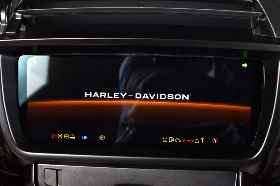 2025 Harley-Davidson Street Glide FLHX