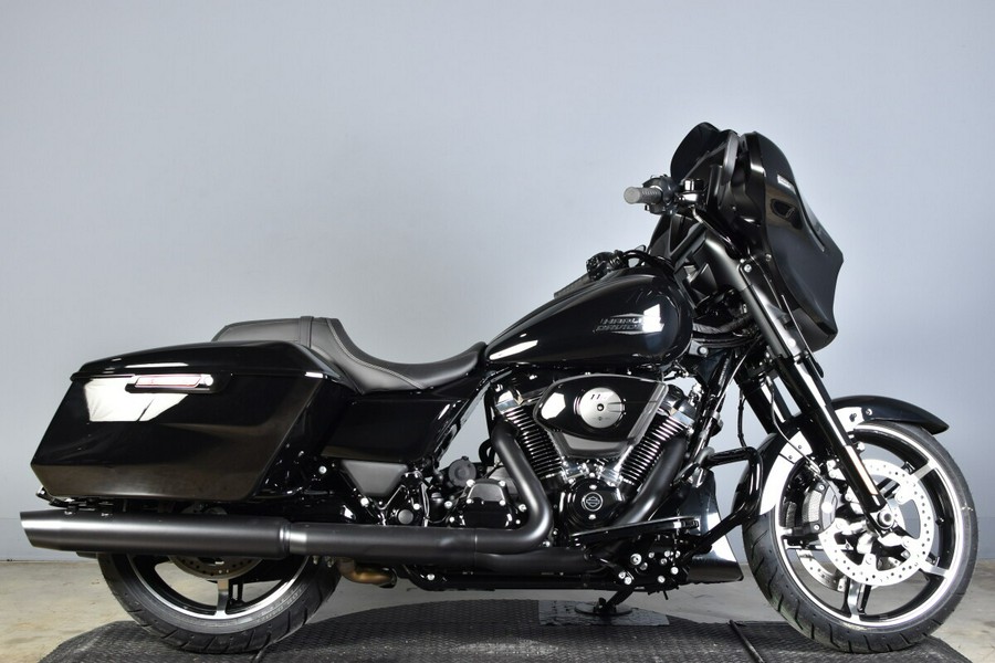 2025 Harley-Davidson Street Glide FLHX
