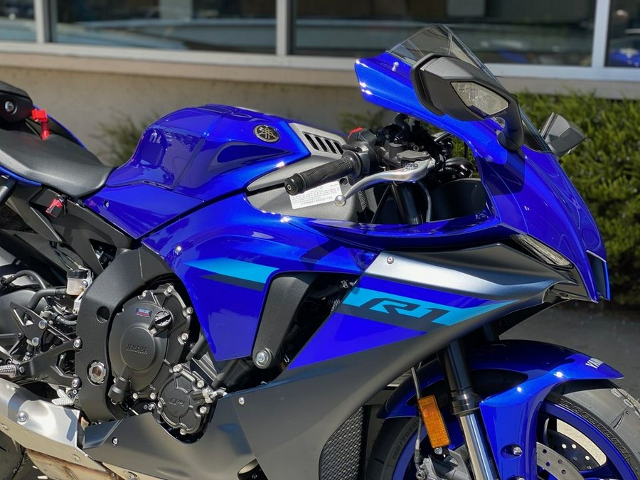 2024 Yamaha YZF-R1