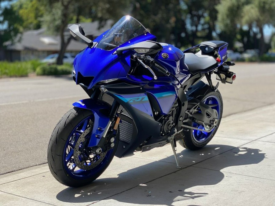 2024 Yamaha YZF-R1