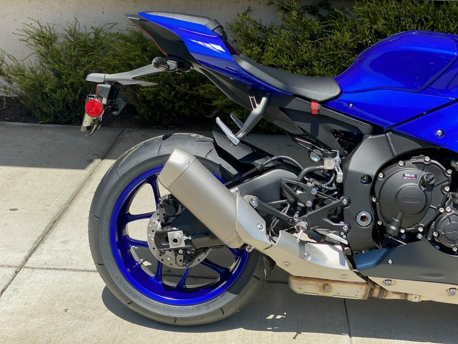 2024 Yamaha YZF-R1