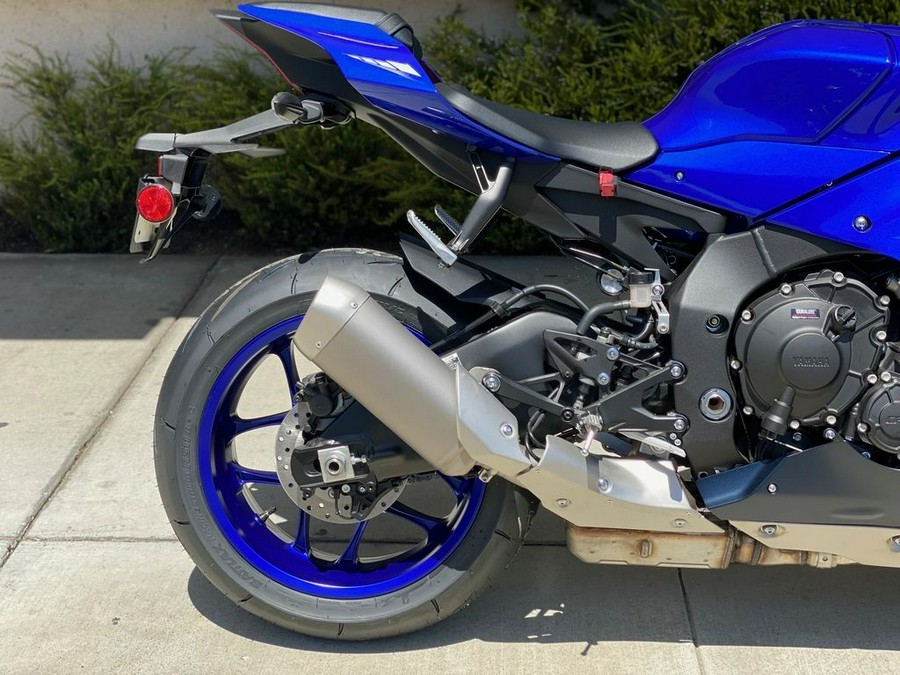 2024 Yamaha YZF-R1