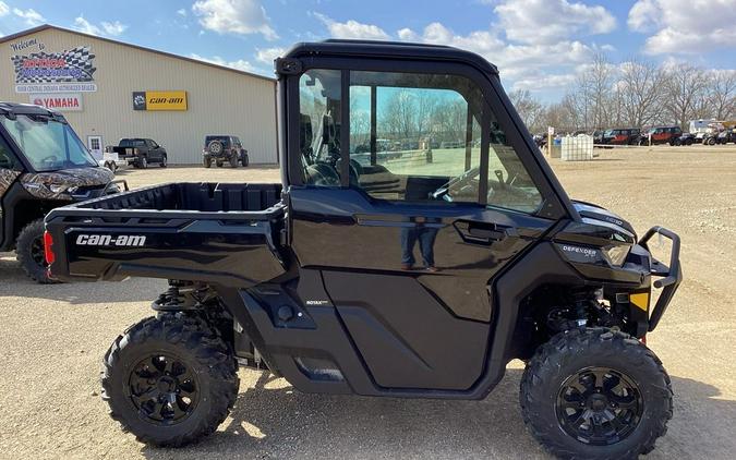 2024 Can-Am™ Defender XT HD10