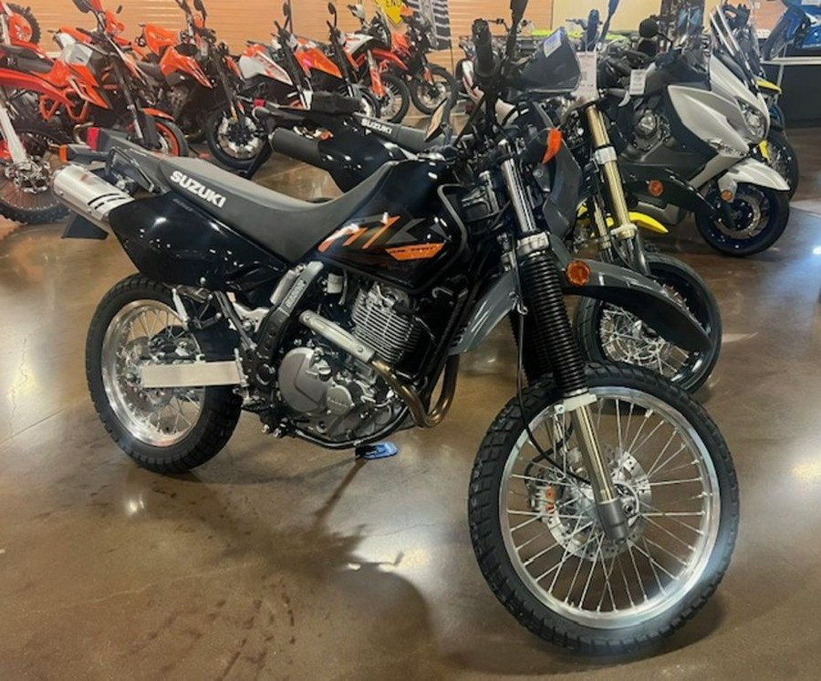 2025 Suzuki DR650S