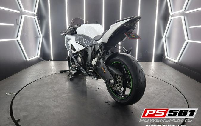 2021 Kawasaki Ninja ZX-6R ABS KRT Edition
