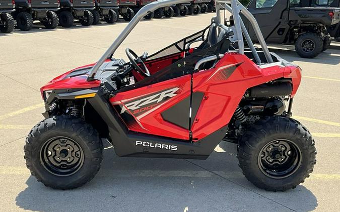 2026 Polaris RZR 200 EFI