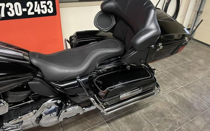 2009 Harley-Davidson® FLHTCU - Ultra Classic® Electra Glide®