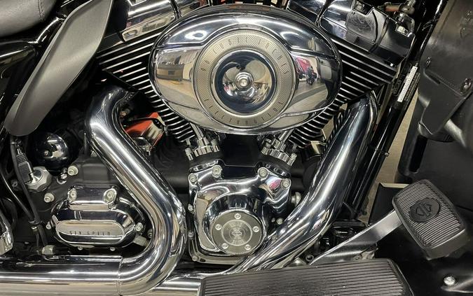 2009 Harley-Davidson® FLHTCU - Ultra Classic® Electra Glide®