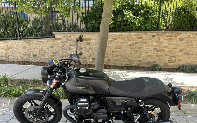 2019 Moto Guzzi V7 Stone