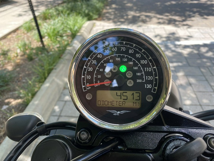 2019 Moto Guzzi V7 Stone