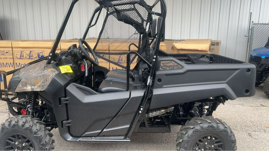 2024 Honda Pioneer 700 Forest