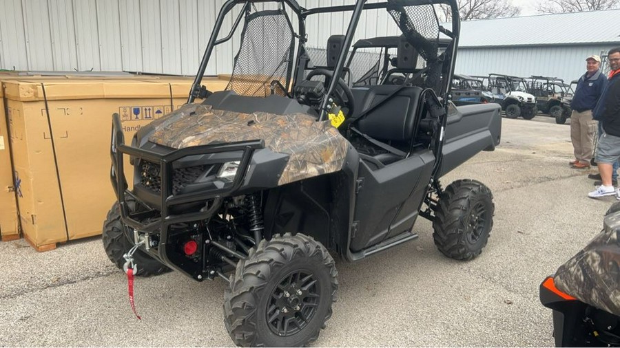 2024 Honda Pioneer 700 Forest